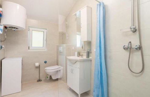 1 Bedroom Lovely Apartment In Vlasici - Foto 27