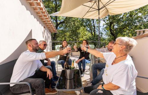 "Les Hauts du Marquet" - Meublé de tourisme 5 Etoiles - Gîte de groupe 15 Personnes en Cévennes - Piscine à débordement - Balnéo - Sauna - Nature - Foto 51