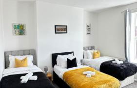 Jarrow Haven Contractor Family Stay with FREE Parking Sleeps 8 - Foto 7