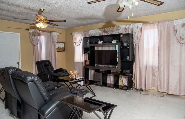 Beach-Pool-Sun-family-6 bedroom getaway - Foto 32