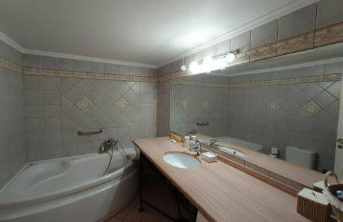 The Luxe Petroupoli Residence - Foto 8