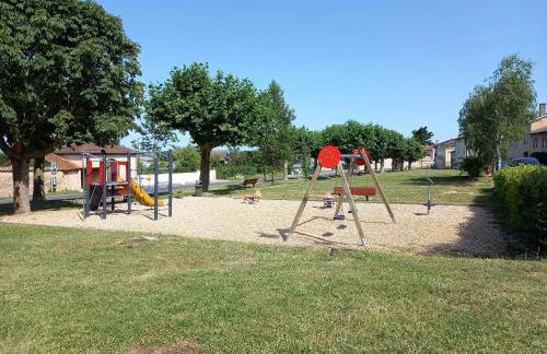 Gîte Fleurs de Gamay au coeur du Beaujolais - Foto 34