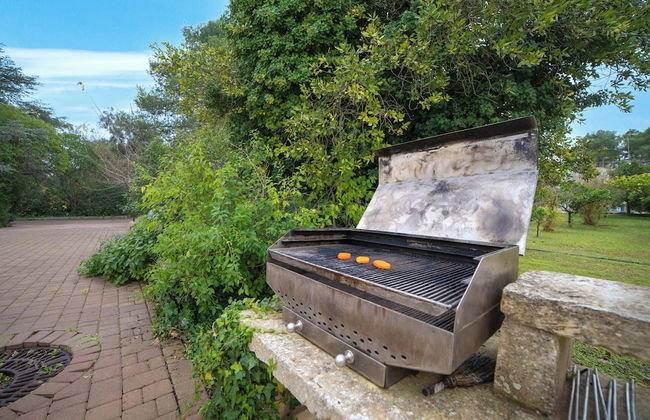 Villa Maria Antonietta With Big Garden - Foto 25