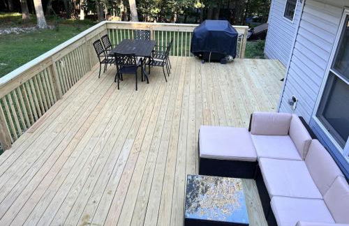 AMAZING Home with PRIVATE POOL, GAME ROOM & FIRE PIT! - Foto 3