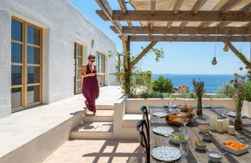 Beautiful villa and pool with sea view - Foto 41