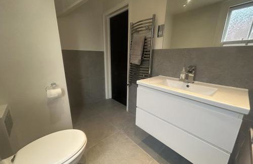 2 bed split-level flat, 5-min from Sth Croydon Stn - Foto 11