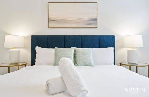 Prime ATX Location Steps to Coffee, Eats and More - Foto 11