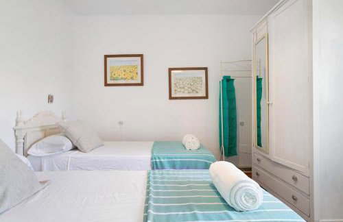 Casa De Los Pintores Facinas - Photo 4