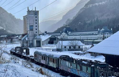 CALMFRANC ático abuhardillado con vistas al río y la montaña Avistamiento de ciervos en Canfranc Pueblo - Foto 77