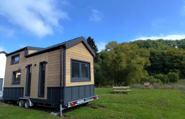 Dauny House - Photo 2