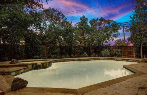 Tropical Pool Oasis - 5 BR Foosbal Cinema - Photo 34