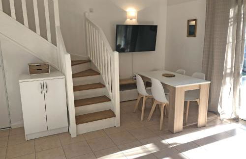 pleasant gîte, with collective heated swimming pool, in the heart of the alpilles in mouriès, 4/6 people. - Foto 12