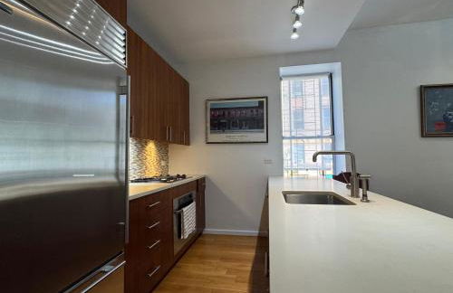 Large and Luxurious in Strivers Row - Photo 12