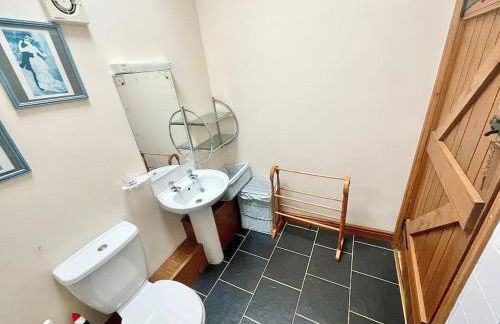 RURAL stone barn with Log Burner, tranquil setting - Foto 44