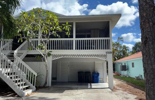Redfish - Updated & Roomy 1.5 Mi to Beach Full Kitchen W&D - Foto 2