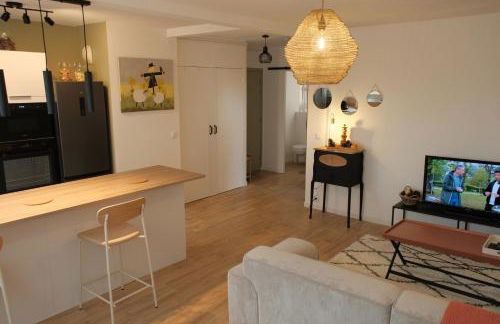 Aux Trompettes Violettes - Foto 2