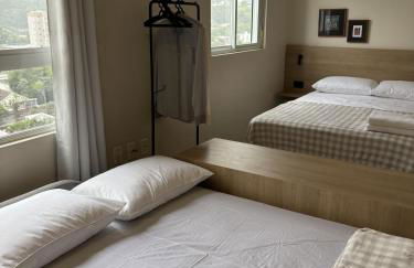 Studio completo no centro com garagem coberta e vista - Foto 15