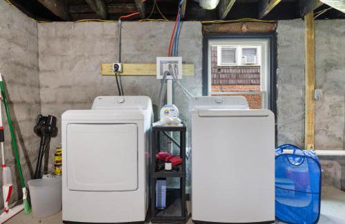 Walk to State Street - Remodeled Home - Foto 33