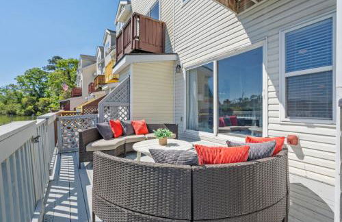 ☆Live on the Water! Lake Palmetto Palm w/ Patio - 10Min to Downtown & Beaches☆ - Foto 37