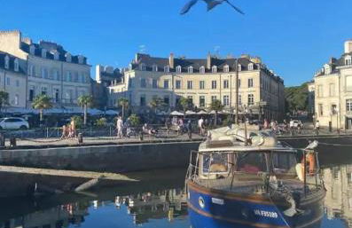 LAROCHE Grand duplex dans le centre historique avec garage - Foto 33