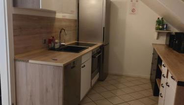 Work and Stay Attendorn 2 Zimmer 4 betten Badezimmer Küche und Balkon - Foto 3, stove, dishwasher