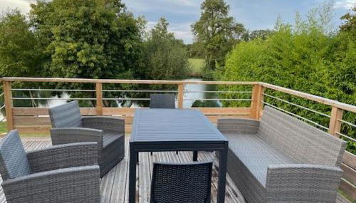 Chalet cosy à La Flèche avec terrasse et vue rivière - FR-1-410-424 - Photo 2