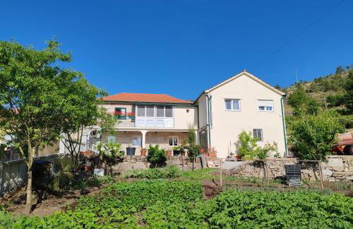 Quintinha dos Emigrantes - Foto 24