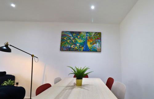 London Mitcham Beautiful Three Bedroom House - Foto 4