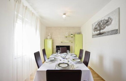 Holiday home Vrvilo- with private pool and playground - Foto 25