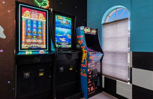 Villa Eman 5bed 4bath with Private pool& Hot Tub close 2 Disney & Legoland - Foto 10