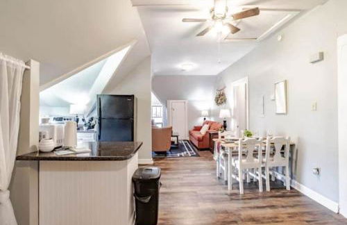 Dauphin District Darling #3-Downtown, Restaurants - Photo 7