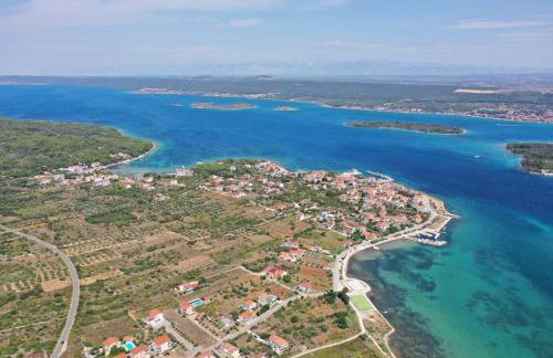 Apartman with sea view KAVALA- Pašman, Kraj - Photo 30