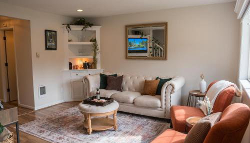 Luxe Bavarian Retreat - in Town with Hot Tub - Foto 2