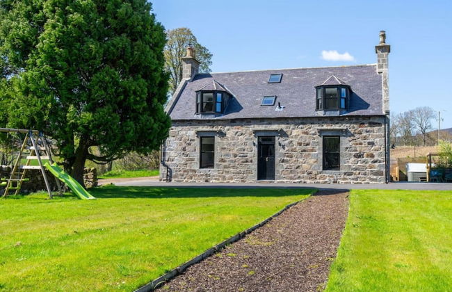 Kirkton Family Farmhouse With Hot Tub Alford Aberdeenshire - Photo 15