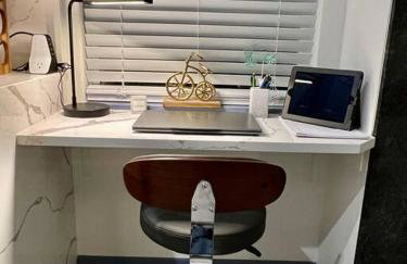 Perfectly located 2 bed/2 full bathroom/1 sofa bed - Foto 12