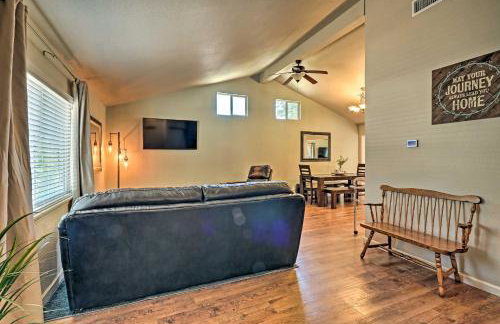 Pet-Friendly Flagstaff Home with Mountain View - Foto 13