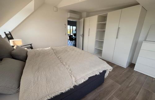 Vollklimatisierte Maisonette Wohnung -Whirlpool, Dachterrasse, Weitblick, Fahrstuhl, Kliniknähe - Foto 17