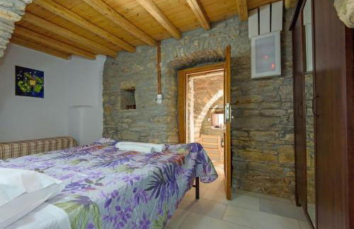 Petrino House - Photo 23