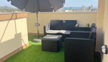 Ático con Piscina Privada y zona Chill Out - Foto 4