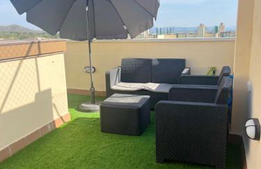 Ático con Piscina Privada y zona Chill Out - Foto 4