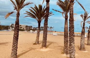 Schöne Unterkunft mit Pool und Terrasse. - Foto 21