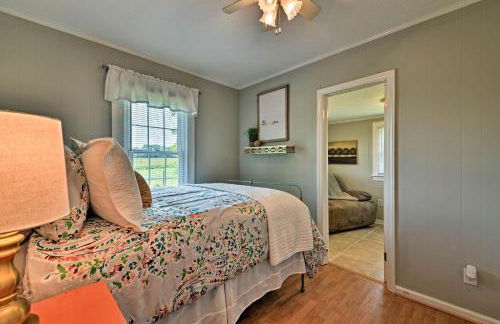 Peaceful Elkin Vacation Rental about 17 Mi to Mt Airy! - Foto 16