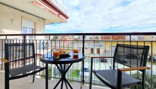 Centro Wi-Fi Train Station near the sea - Photo 1