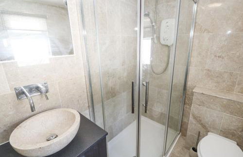 Creek View House - Photo 11