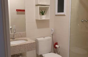 EXCELENTE APARTAMENTO ENTRE A LAGOA E O MAR!!! - Foto 24