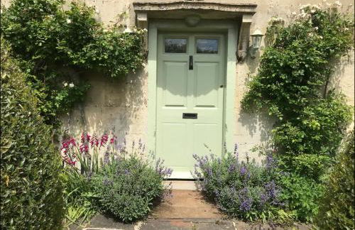 Church Cottage - Photo 1