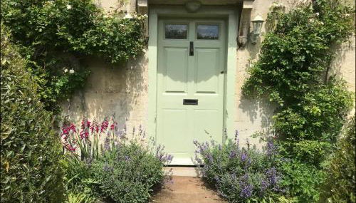 Church Cottage - Photo 1