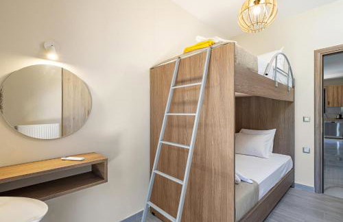 Chris and Stratos villa with private ecologic pool and kid's playground! - Foto 31