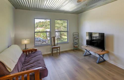 Rustic Whitwell Home w/ Grill, Near State Parks! - Foto 2