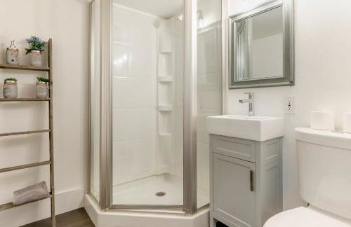 Sprocket Hollow Treetop A-Frame Log Cabin - Foto 34